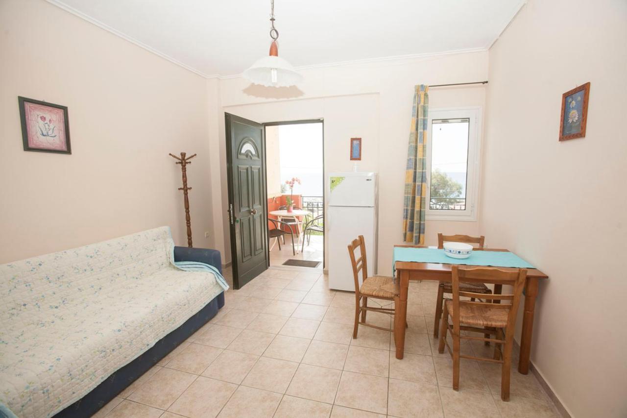 Apartment Panagiota Mavrovoúnion