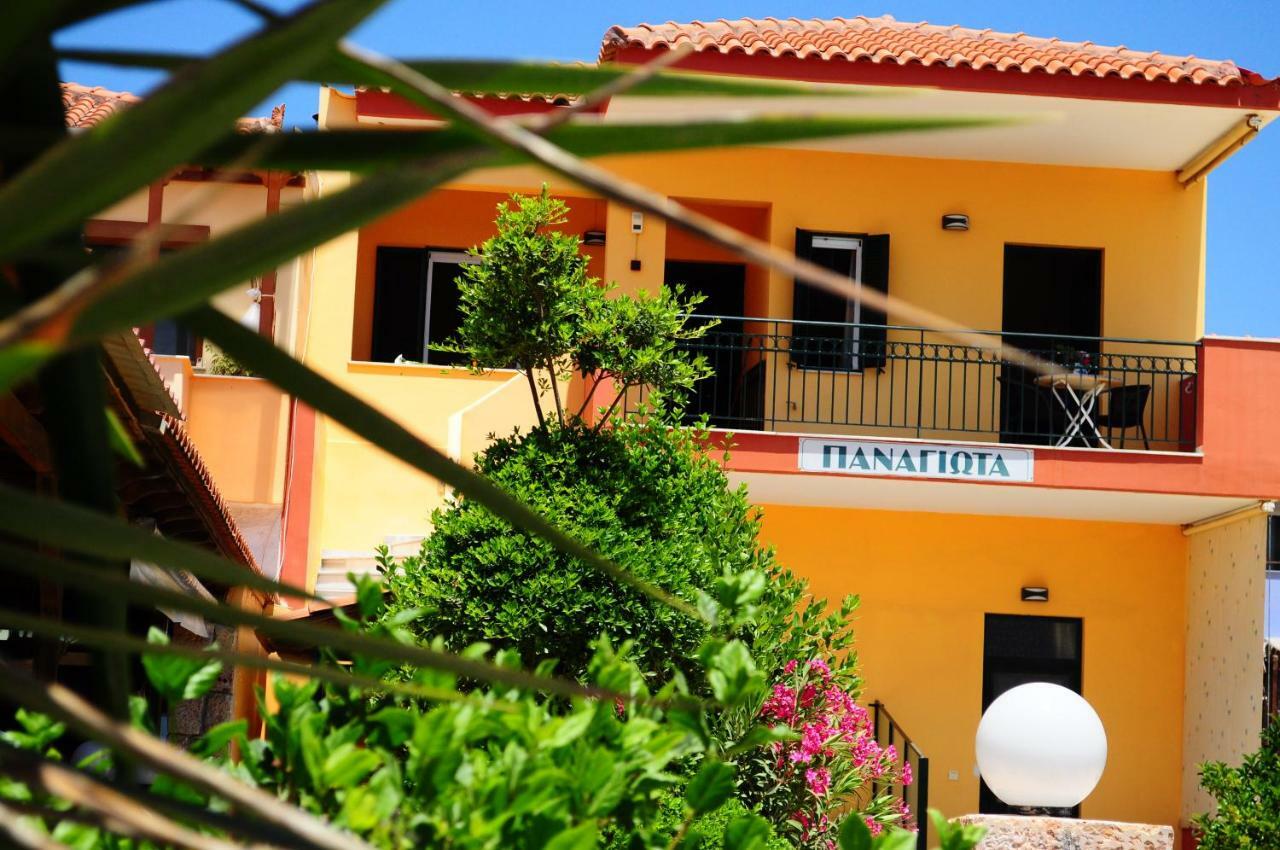 Panagiota Apartment Mavrovoúnion